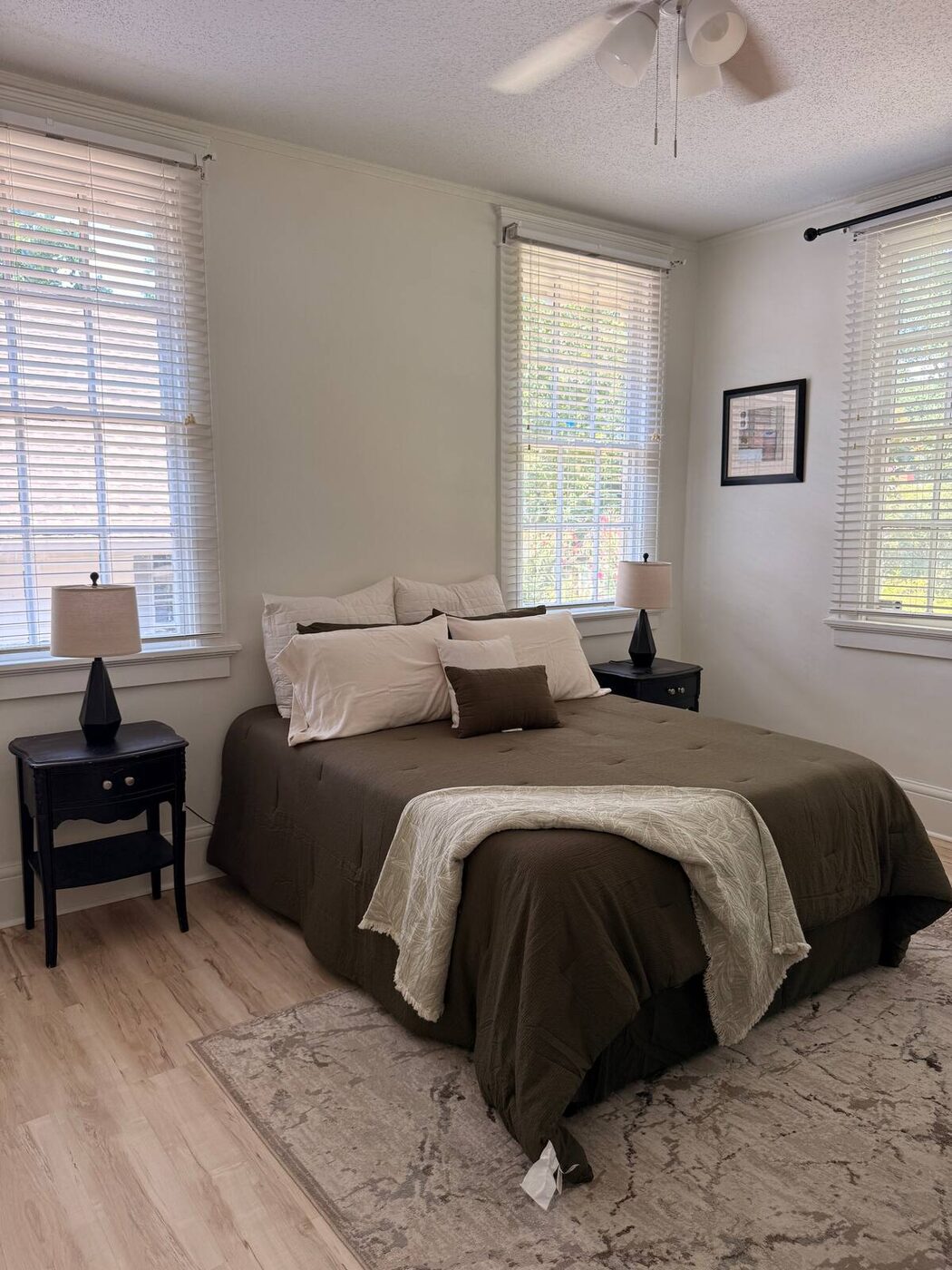 The Lawrence House in Montgomery, Alabama — furnished interior