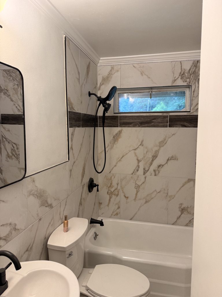 Bathroom after renovation, The Bellhurst House, Bellhurst, Montgomery