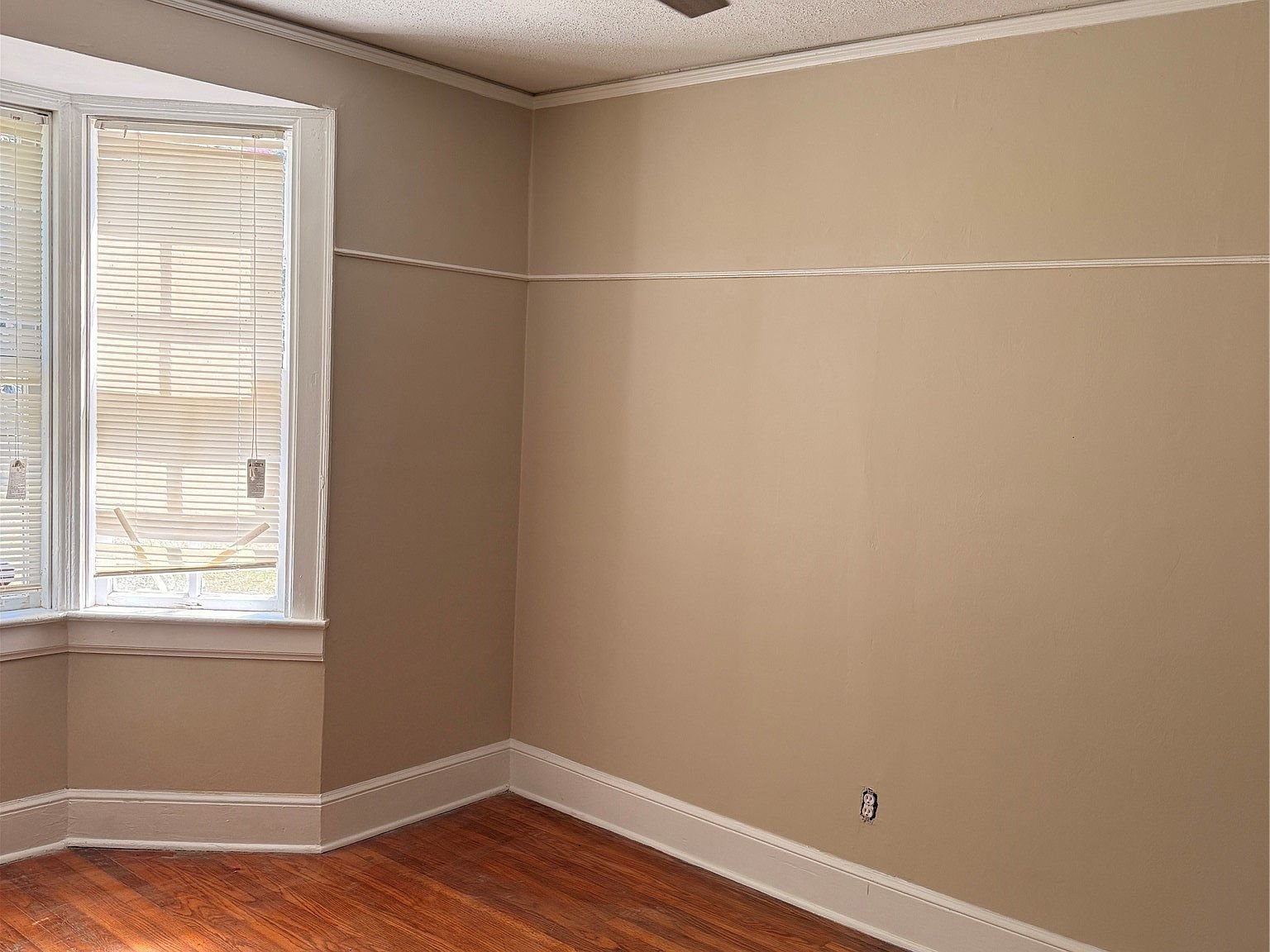 The South Hull Cottage bedroom