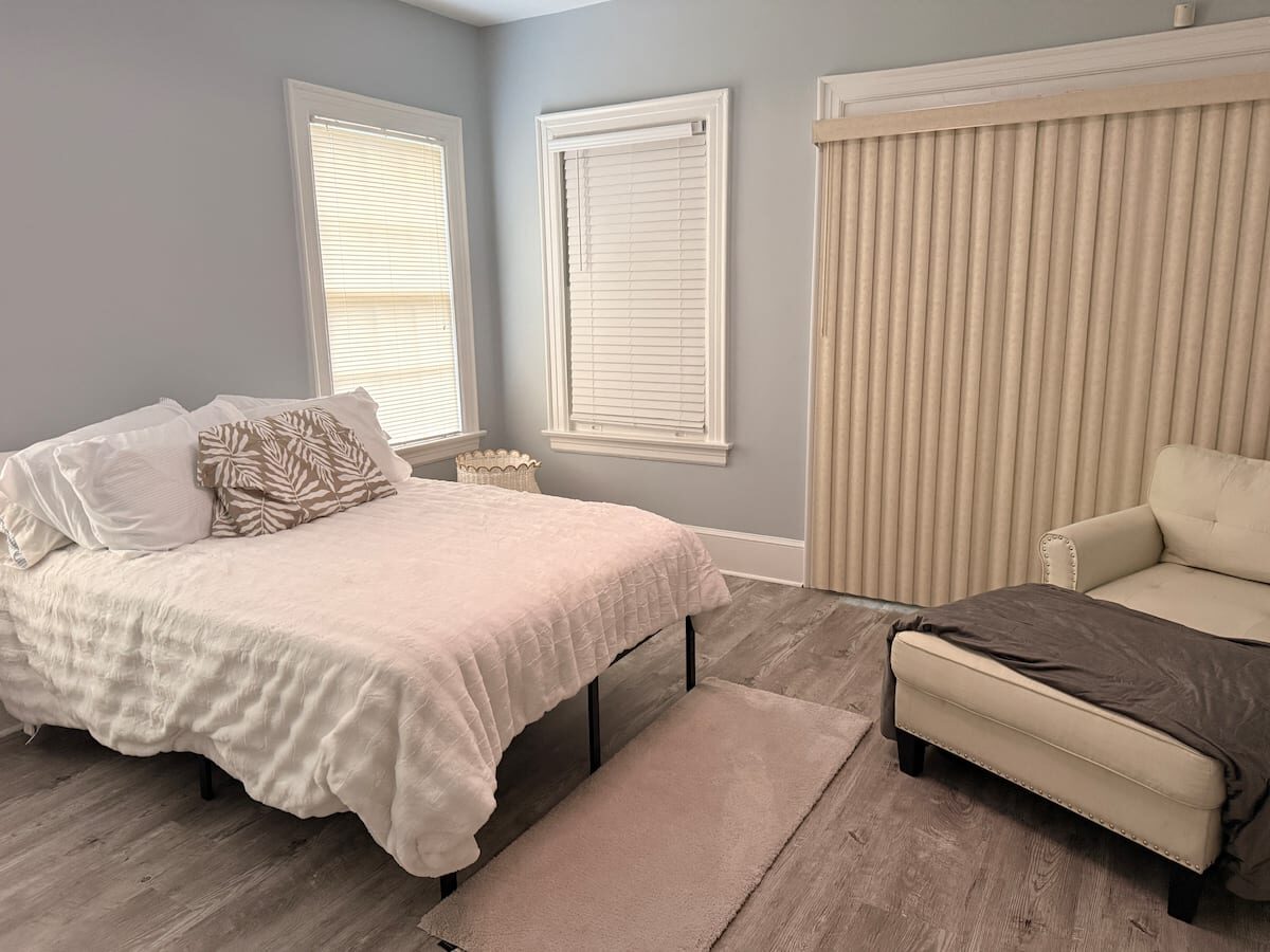 Blue Magnolia in Montgomery, Alabama — furnished interior