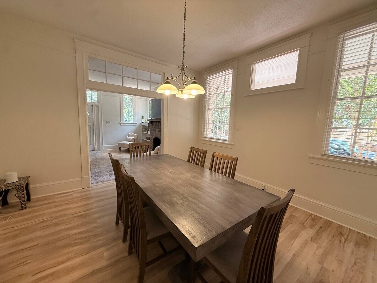 The Lawrence House in Montgomery, Alabama — furnished interior