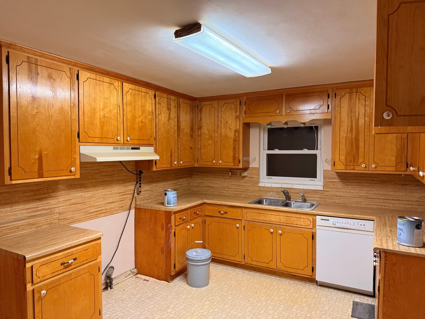 Hilltop Haven kitchen before renovation